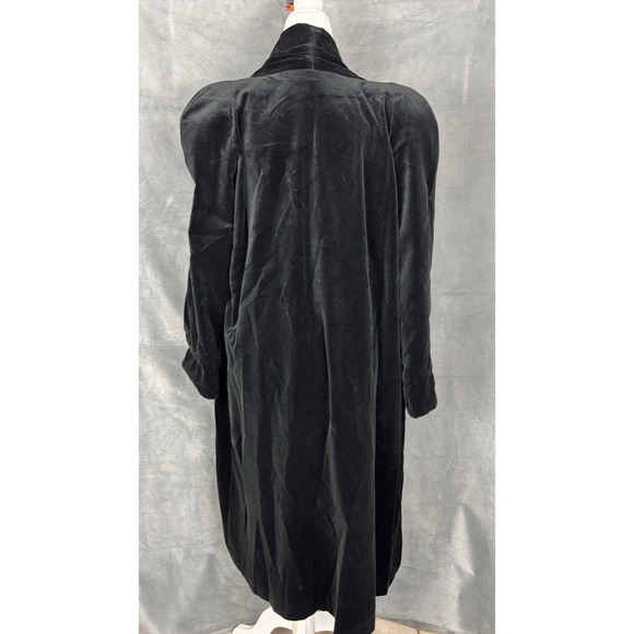 Vintage JS Collections Long Velvet Opera Coat Size Small Black Gothic Evening - Picture 11 of 13